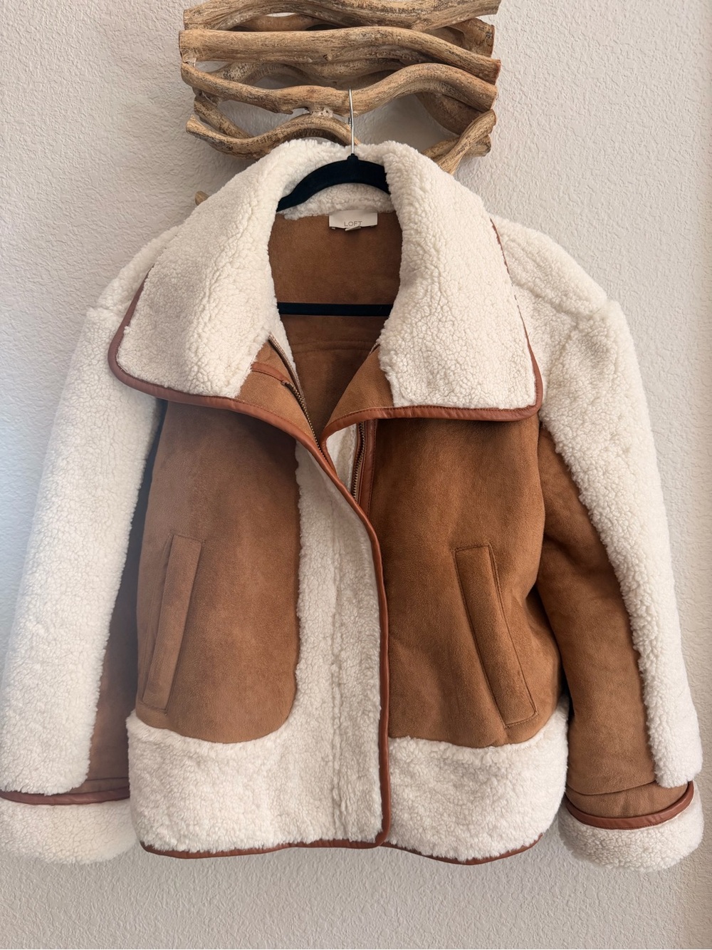 New Loft Women's Shearling Sherpa Jacket sz L comfortable bomber